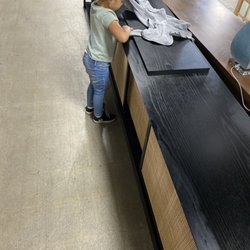 Pomona Valley Habitat for Humanity ReStore - Looking around