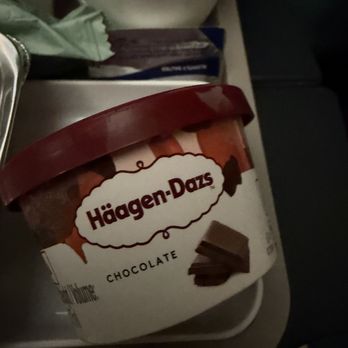國泰航空 - Dinner dessert - Airlines Near Me - Hong Kong, HK 國泰航空 - Dinner dessert - Airlines Near Me - Hong Kong, HK