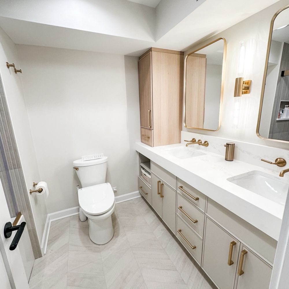 Chi Renovation & Design - Kids bath - General Contractors Near Me - Chicago, Illinois Chi Renovation & Design - Kids bath - General Contractors Near Me - Chicago, Illinois