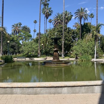 Will Rogers Memorial Park - Fountain - Parks Near Me - Beverly Hills, California Will Rogers Memorial Park - Fountain - Parks Near Me - Beverly Hills, California