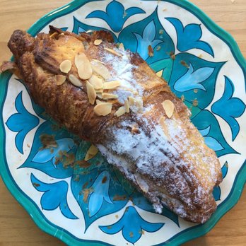 Praliné - Almond croissant - Coffee & Tea Near Me - Belmont, Massachusetts
