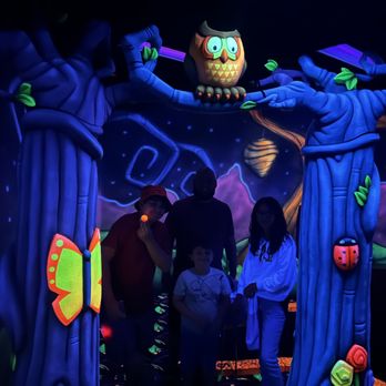 Great Wolf Lodge - Mini Golf Hole #4 - Resorts Near Me - Centralia, Washington