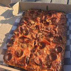 Naked City Pizza - Back Home Pie