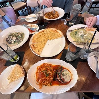 Taverna - Table - Pizza Near Me - Plano, Texas