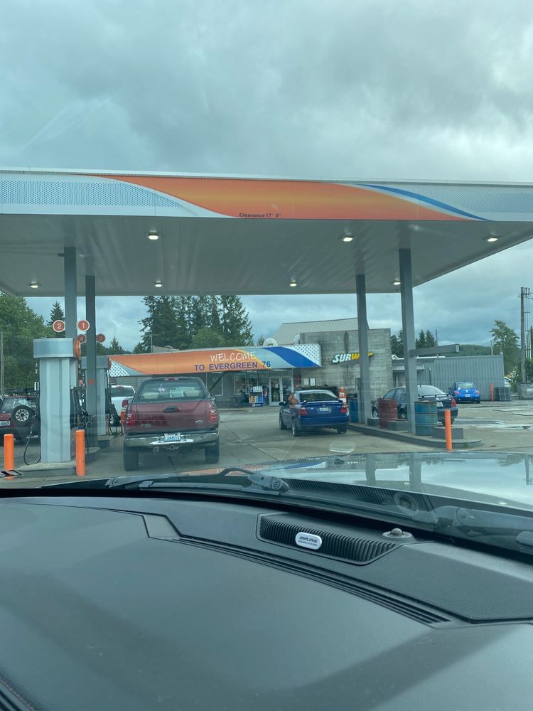 EVERGREEN 76 Updated August 2024 490 N Forks Ave, Forks, Washington