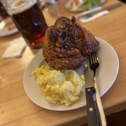 Andechser Bräustüberl - Pork Knuckle