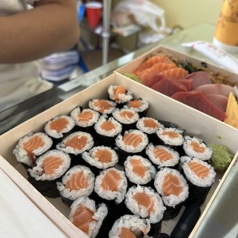 Raw N Dash - salmon rolls and chirashi - Poke Near Me - Diamond Bar, California Raw N Dash - salmon rolls and chirashi - Poke Near Me - Diamond Bar, California
