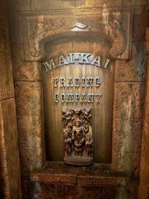 MAI-KAI Restaurant and Polynesian Show by null