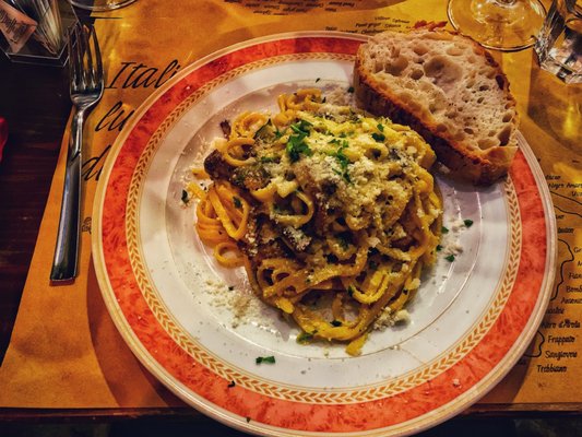 Old Bear Rome OLD BEAR - 89 Photos & 93 Reviews - Via Gigli d'Oro 3, Roma, Italy ...