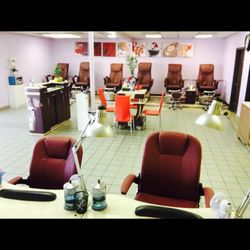 Jacksboro Nail & Spa - Inside view of Salon.