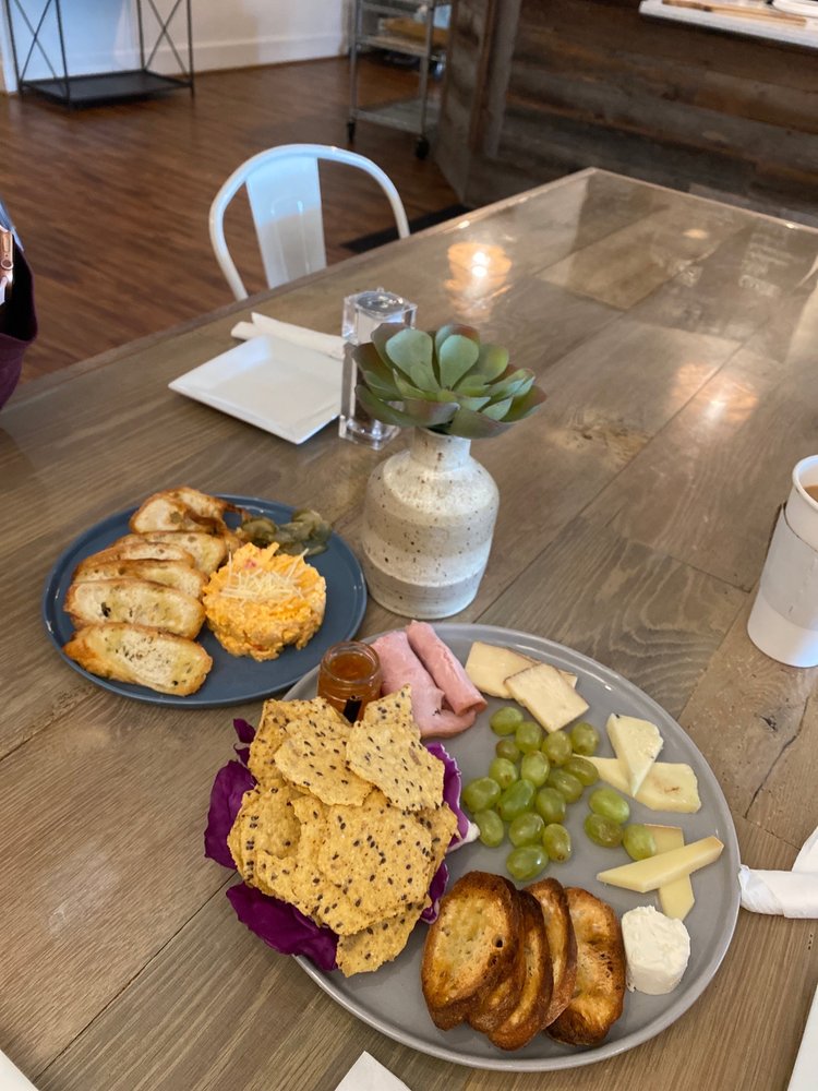 Food from Shoredog Cafe