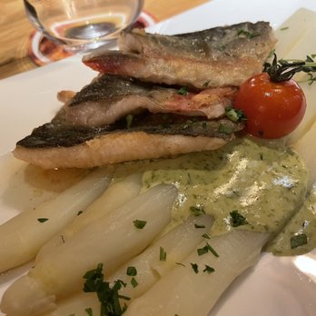 Gasthaus zum Rad - Fish from Lake Constance with white asparagus - German Near Me - Aulendorf, BW