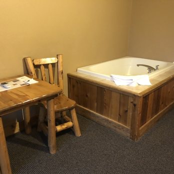 Eagle Ridge Resort At Lutsen Mountains - In-room jacuzzi tub - Resorts Near Me - Lutsen, Minnesota Eagle Ridge Resort At Lutsen Mountains - In-room jacuzzi tub - Resorts Near Me - Lutsen, Minnesota
