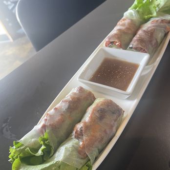 Miss Pho - Apprize with fresh summer rolls with pork. - Vietnamese Near Me - Seattle, Washington Miss Pho - Apprize with fresh summer rolls with pork. - Vietnamese Near Me - Seattle, Washington