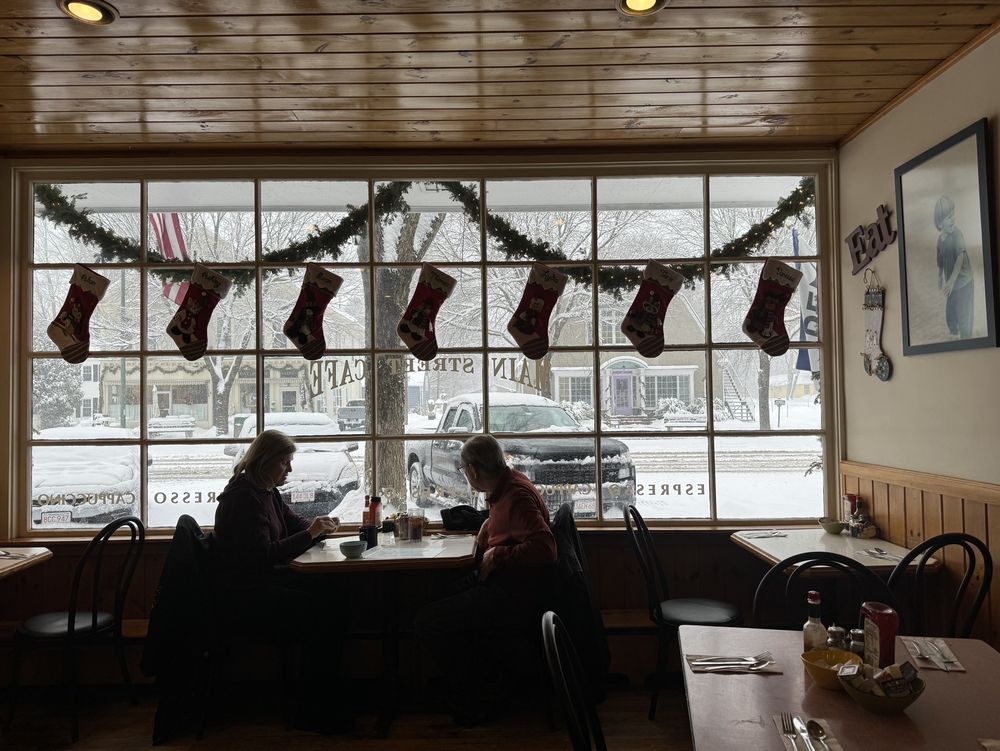 Main Street Café Logo