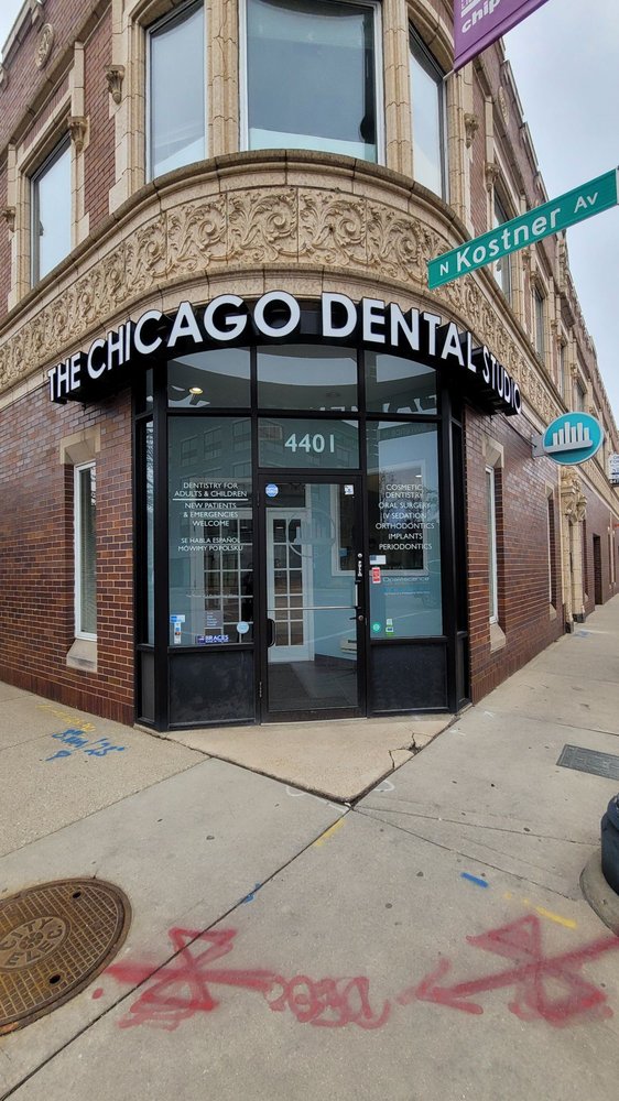 THE CHICAGO DENTAL STUDIO 4401 W Lawrence Ave, Chicago, Illinois
