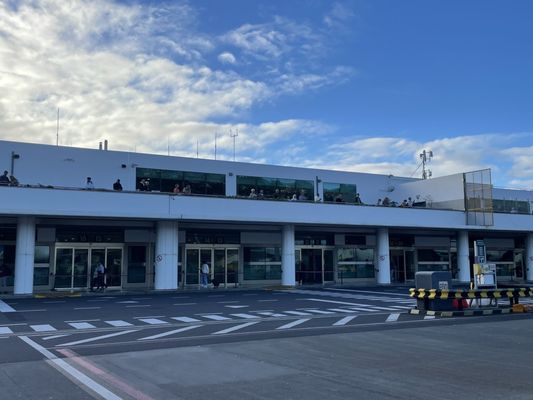 Madeira Airport by null