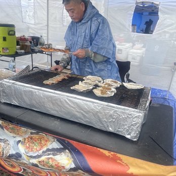 Panda Festival - Smoked oysters and shrimp skewers - Festivals Near Me Panda Festival - Smoked oysters and shrimp skewers - Festivals Near Me