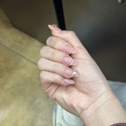 Oasis Nails Spa Windermere - Gems on Gel X