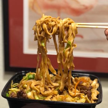 LAN Noodle - Lanzhou Beef Chow Mein with chives flat noodle - Chinese Near Me - Arcadia, California LAN Noodle - Lanzhou Beef Chow Mein with chives flat noodle - Chinese Near Me - Arcadia, California