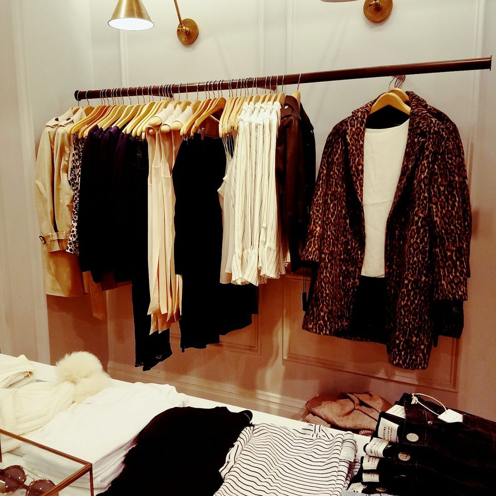 Club Monaco Lenox Square - Men's Clothing Near Me - Atlanta, Georgia Club Monaco Lenox Square - Men's Clothing Near Me - Atlanta, Georgia
