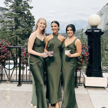 Golden Mobile Spray Tan - Wedding party glow - Tanning Near Me - Calgary, Alberta Golden Mobile Spray Tan - Wedding party glow - Tanning Near Me - Calgary, Alberta
