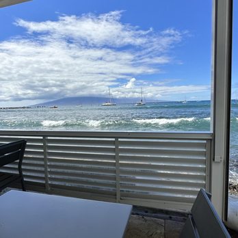 Mala Ocean Tavern - Oceanside seating - Seafood Near Me - Lahaina, Hawaii Mala Ocean Tavern - Oceanside seating - Seafood Near Me - Lahaina, Hawaii