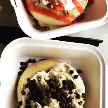 Cinnaholic - Bakeries Near Me - Toronto, Ontario