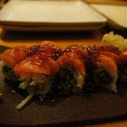 Omoni - Kopenhagener con ikura