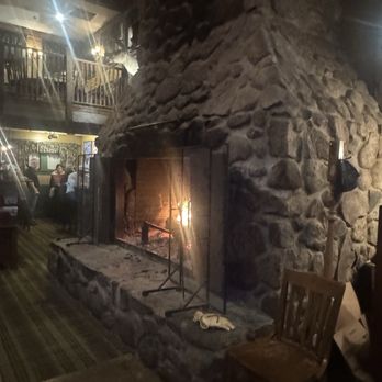 The Common Man Restaurant - Amazing Fireplace - American Near Me - Lincoln, New Hampshire