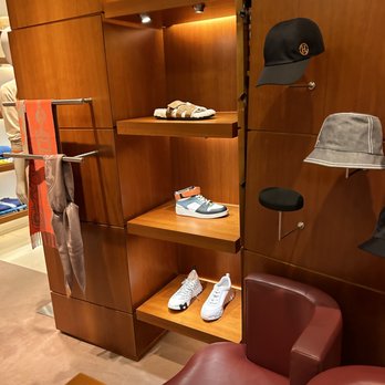 Hermès Paris - Women's Clothing Near Me - San Francisco, California Hermès Paris - Women's Clothing Near Me - San Francisco, California