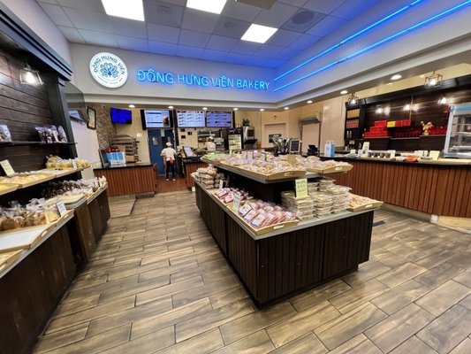 Đông Hưng Viên Bakery by null