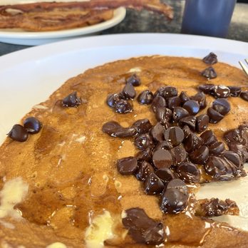 Brothers Egg House - Chocolate chip pancake and bacon - Breakfast & Brunch Near Me - Houston, Texas