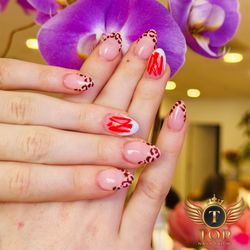 Top Nails Salon