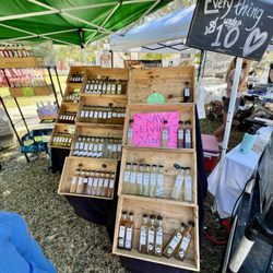 Delray Beach GreenMarket - Homemade flavor vinegar learn how to make a special drink using this delicious option