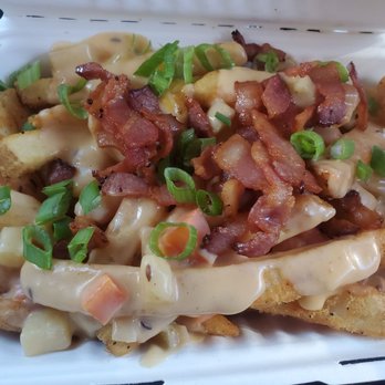 Viking Brewing - Southtowne Pub - Smothered fries, 9 dollars - Pubs Near Me - Eugene, Oregon
