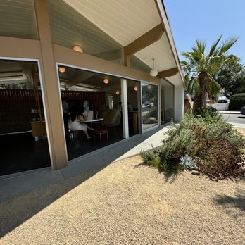 How's It Going To End - Outside - Coffee & Tea Near Me - Glendale, California How's It Going To End - Outside - Coffee & Tea Near Me - Glendale, California