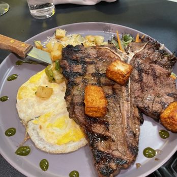 Rosa’s At Park - steak and eggs - Latin American Near Me - Bronx, New York