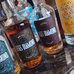 Nahmias Et Fils Distillery - Distilled Beer, 100% rye whisky, Burbon, Mahia