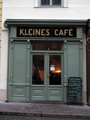 Kleines Café by null