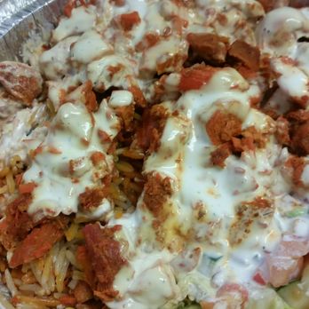 Naz's Halal Food - Levittown - Chicken rice platter - Halal Near Me - Levittown, New York