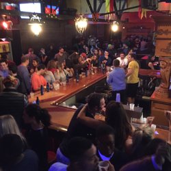 Red Lion - Crowded!