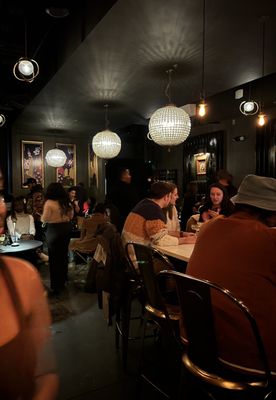 The James Room by null