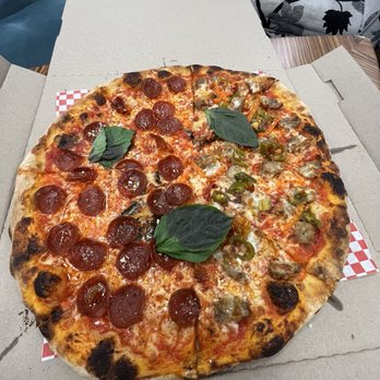 PIZZA DI FARFALLA - Updated February 2026 - 44 Photos & 40 Reviews