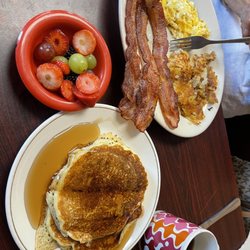 Debbies Restaurant - Debbie's Breakfast Special with strawberries