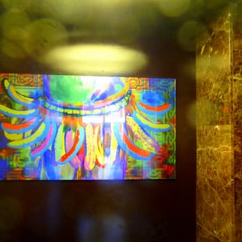 Cafe Bar Bloom - Cool painting by the lift - Cafes Near Me - Vienna, 9
