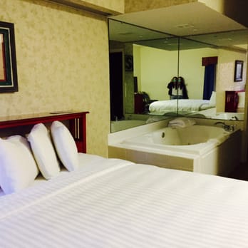 Wildwood Lodge - Clive - Hotels Near Me - Clive, Iowa Wildwood Lodge - Clive - Hotels Near Me - Clive, Iowa