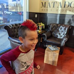 Matador Men's Grooming - Hair coloring and Mohawk cut. Looks amazing!
