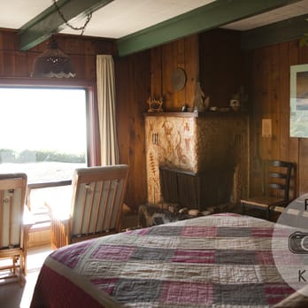 See Vue Motel - Sante Fe room - Hotels Near Me - Yachats, Oregon