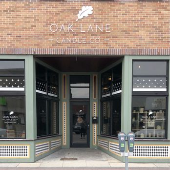 Oak Lane Candle - Women's Clothing Near Me - Ames, Iowa